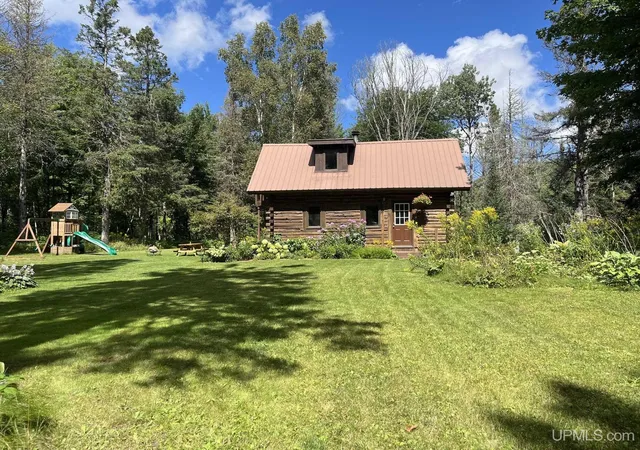 Photo 2 of Single family home for sale at E578 M94 Hwy, Skandia, MI 49885 | MLS# 50221343 | Listing updated on 2026-09-18