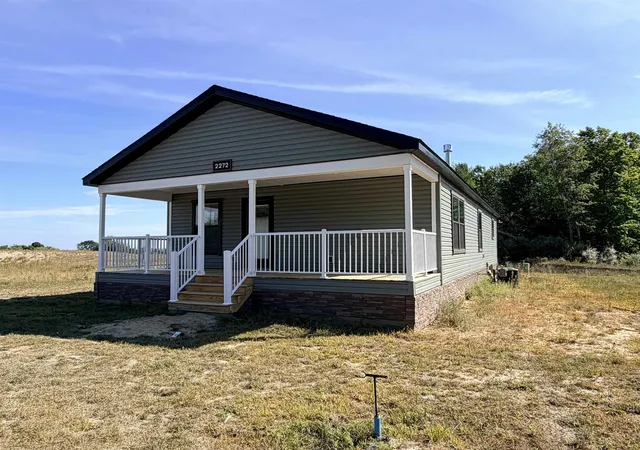 Photo 1 of Single family home for sale at 2272 Vista View Dr #13, Traverse City, MI 49686 | MLS# 80073872 | Listing updated on 2026-10-12