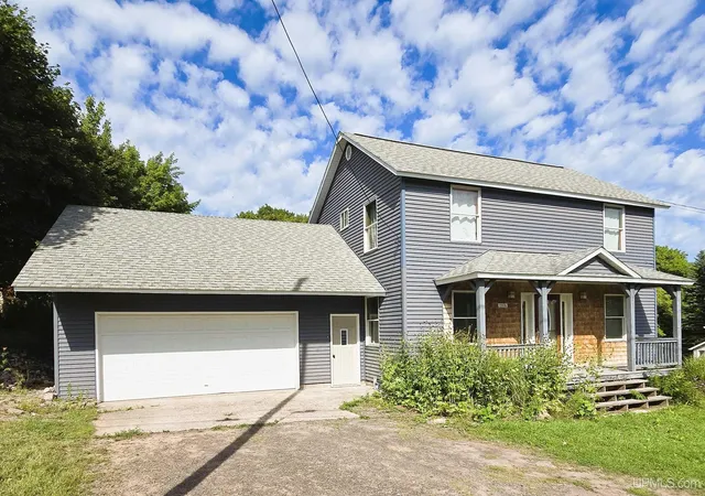 Photo 1 of Single family home for sale at 15576 Evergreen St, Painesdale, MI 49955 | MLS# 50220920 | Listing updated on 2026-09-28