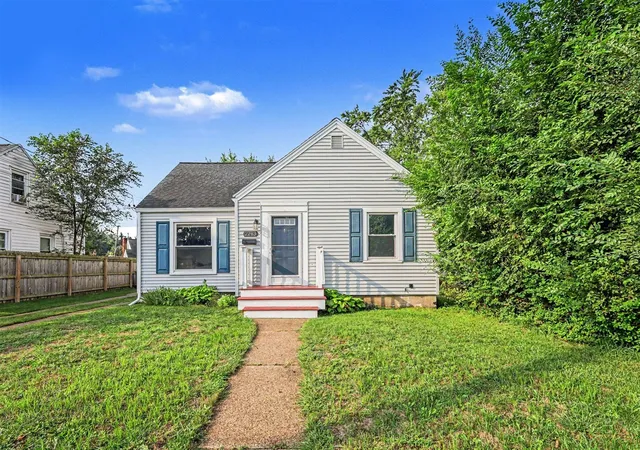 Photo 1 of Sale Pending at 2243 Nelson Ave, Grand Rapids, MI 49507 | MLS# 70557173 | Listing updated on 2026-09-18
