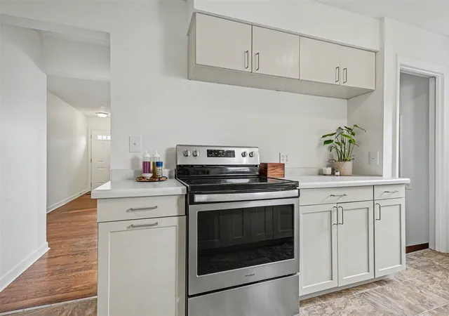 Photo 4 of Sale Pending at 2243 Nelson Ave, Grand Rapids, MI 49507 | MLS# 70557173 | Listing updated on 2026-09-18