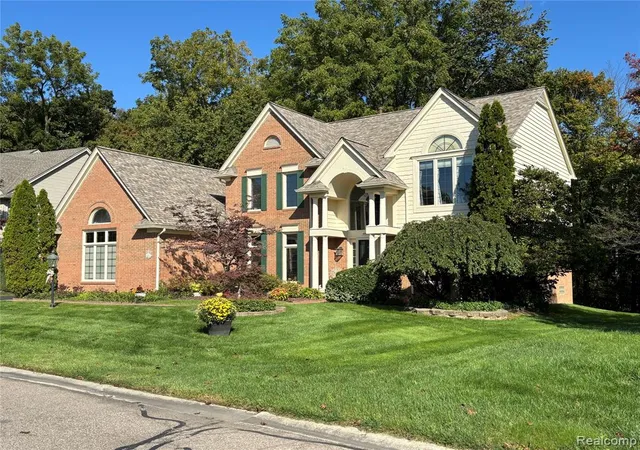 Photo 1 of Single family home for sale at 40054 Woodside Dr, Northville, MI 48168 | MLS# 61038320 | Listing updated on 2026-10-15