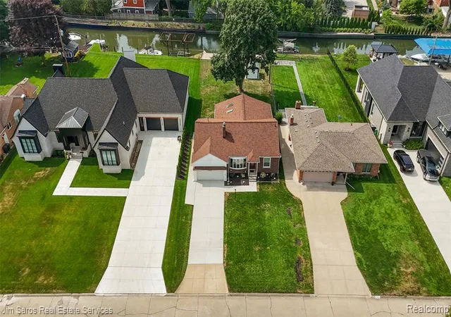 Photo 1 of Single family home for sale at 22510 Ardmore Park Dr, Saint Clair Shores, MI 48081 2011 | MLS# 61012763 | Listing updated on 2026-09-02