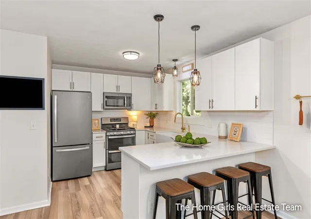 Photo 3 of Single family home for sale at 10333 Meadowgate Dr, Sparta, MI 49345 | MLS# 70554620 | Listing updated on 2026-09-17
