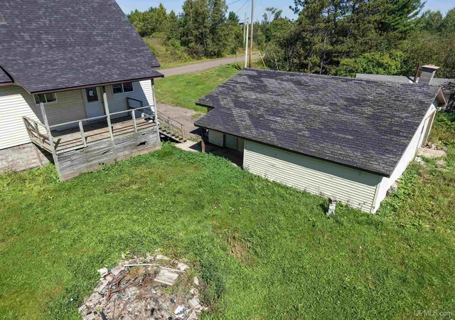 Photo 4 of Single family home for sale at 152 Birch St, Allouez, MI 49805 | MLS# 50216683 | Listing updated on 2026-10-02
