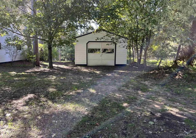 Photo 3 of Single family home for sale at 366 Lakewood Ln, Marquette, MI 49855 | MLS# 50224171 | Listing updated on 2026-10-09