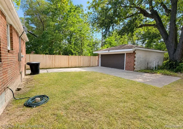 Photo 3 of Sale Pending at 19963 Goulburn St, Detroit, MI 48205 1616 | MLS# 61023758 | Listing updated on 2026-09-10