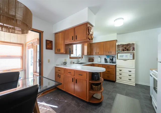 Photo 4 of Single family home for sale at 10159 S E Torch Lake Dr, Alden, MI 49612 | MLS# 70557712 | Listing updated on 2026-09-17
