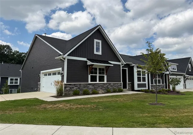 Photo 2 of Condo for sale at 1054 Camellia Cir #44, Howell, MI 48843 9256 | MLS# 60276067 | Listing updated on 2026-09-04