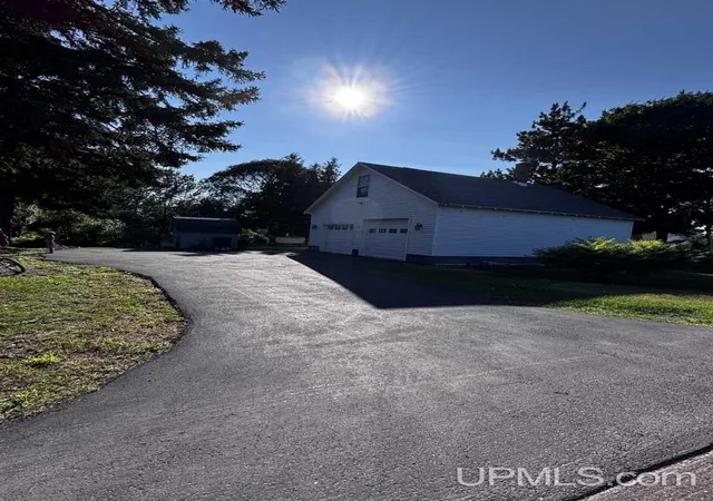 Photo 3 of Single family home for sale at 5090 2nd Street, Mohawk, MI 49950 | MLS# 50220465 | Listing updated on 2026-09-01