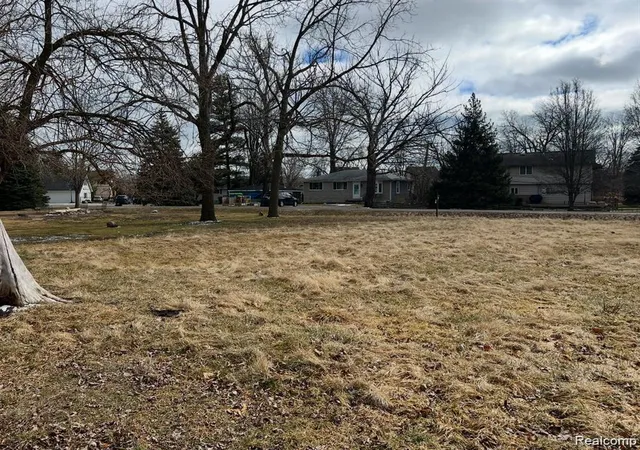 Photo 1 of Land for sale at 0000 Clinton Shore Dr, Harrison Twp, MI 48045 | MLS# 61005040 | Listing updated on 2026-09-04
