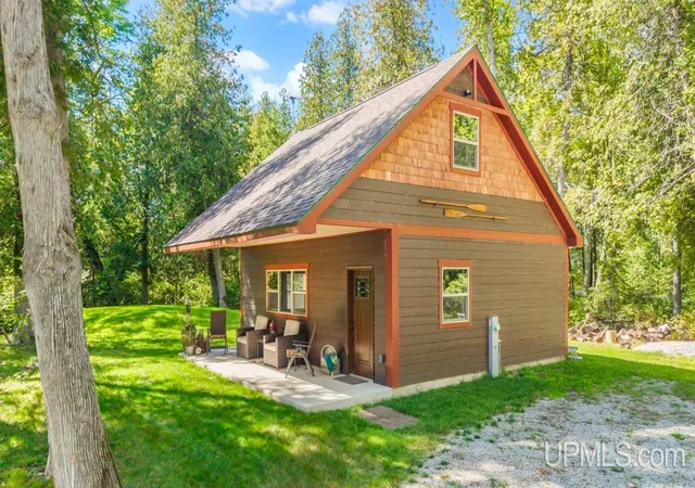 Photo 3 of Single family home for sale at N9650 M 35 Hwy, Stephenson, MI 49887 | MLS# 50221407 | Listing updated on 2026-09-11