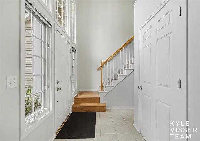 Photo 3 of Single family home for sale at 3315 Falcon Ridge Dr, Grand Rapids, MI 49525 | MLS# 70557537 | Listing updated on 2026-09-11