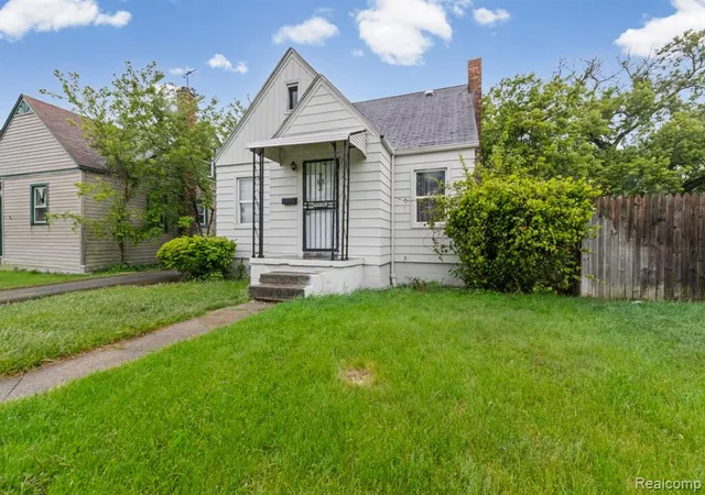 Photo 3 of Single family home for sale at 15650 Lappin St, Detroit, MI 48205 2532 | MLS# 61013701 | Listing updated on 2026-09-01