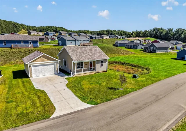 Photo 2 of Single family home for sale at 277 Aspen Hl Dr, Shelby, MI 49455 | MLS# 70560696 | Listing updated on 2026-09-24