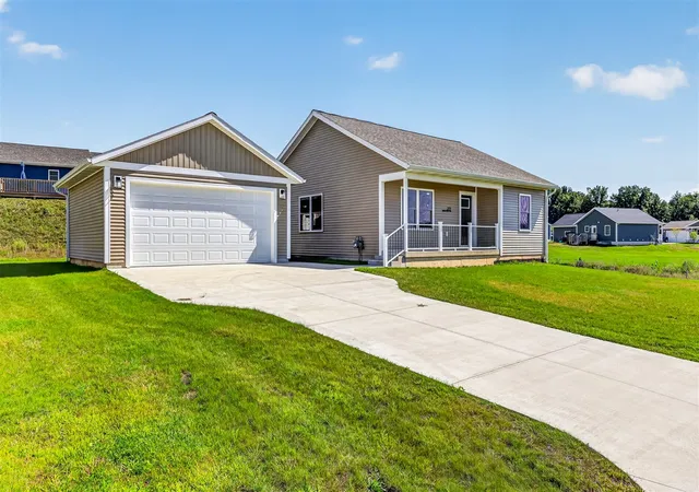 Photo 3 of Single family home for sale at 277 Aspen Hl Dr, Shelby, MI 49455 | MLS# 70560696 | Listing updated on 2026-09-24