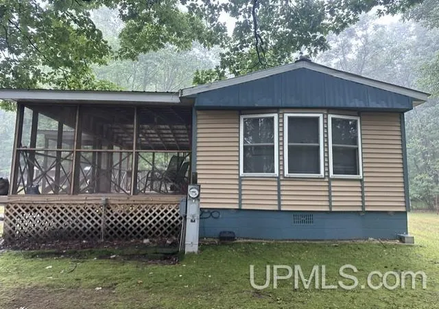 Photo 2 of Single family home for sale at 1993 Old 69 Hwy, Florence, WI 54121 | MLS# 50222020 | Listing updated on 2026-09-28