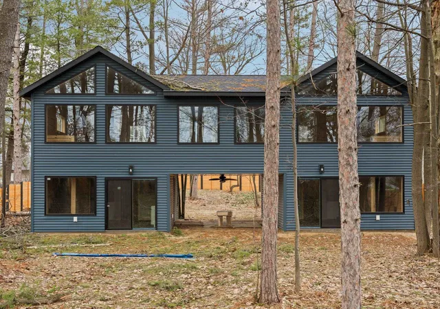 Photo 1 of Single family home for sale at 602 S King St, Lake City, MI 49651 | MLS# 80067396 | Listing updated on 2026-09-15
