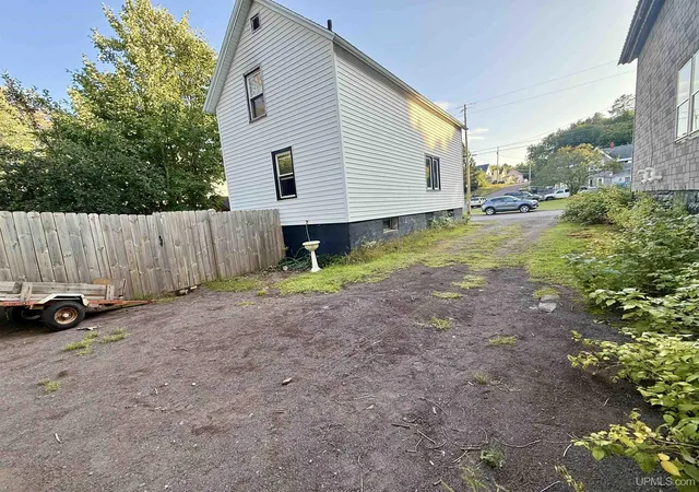 Photo 2 of Single family home for sale at 26810 12th Street, Hubbell, MI 49934 | MLS# 50222143 | Listing updated on 2026-10-22