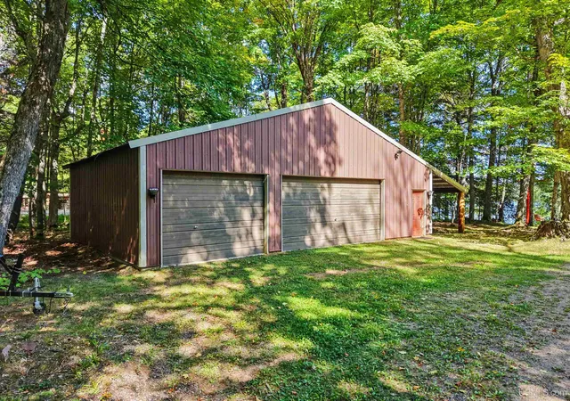 Photo 4 of Single family home for sale at 3018 W Duck Lake Rd, Watersmeet, MI 49969 | MLS# 50221146 | Listing updated on 2026-09-14