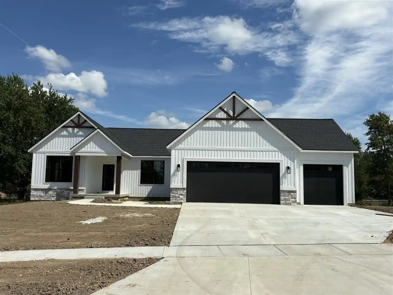 Single family home for sale at 1800 Ringneck Ct, Grand Rapids, MI 49534 | MLS# 70516087