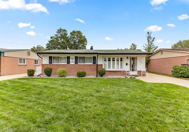 Photo 1 of Sale Pending at 627 Darwin St, Westland, MI 48186 | MLS# 61035421 | Listing updated on 2026-10-18