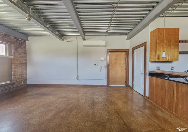 Photo 3 of Condo for sale at 112 Watson St #23, Detroit, MI 48201 | MLS# 50222337 | Listing updated on 2026-10-19