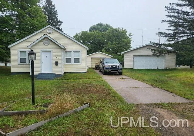 Single family home for sale at 305 Riehle Rd, Kingsford, MI 49802 | MLS# 50220941