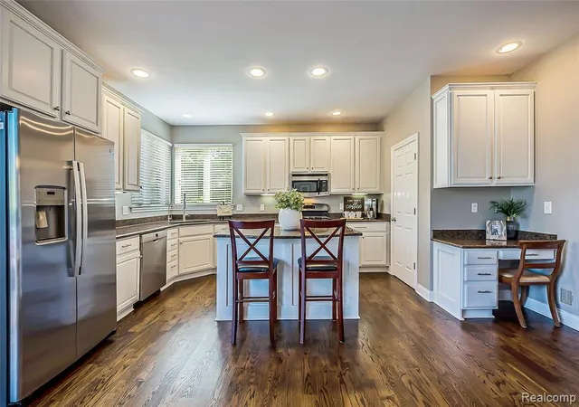 Photo 3 of Sale Pending at 54892 Grenelefe Cir, South Lyon, MI 48178 | MLS# 61026843 | Listing updated on 2026-09-11