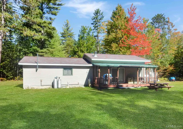 Photo 1 of Single family home for sale at 8010 0025 Rd Aly, Garden, MI 49835 | MLS# 50223791 | Listing updated on 2026-10-04