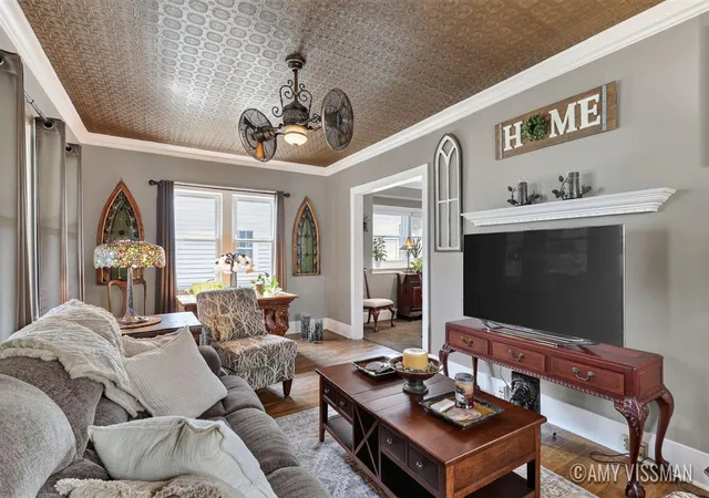 Photo 4 of Single family home for sale at 1921 Linden Ave, Grand Rapids, MI 49507 | MLS# 70556594 | Listing updated on 2026-09-22