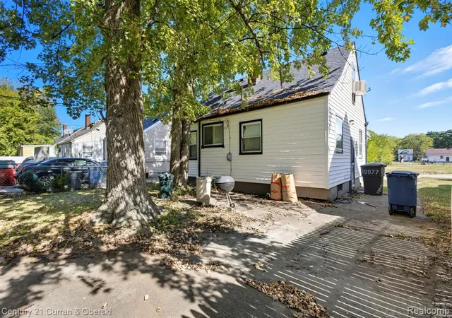 Photo 4 of Single family home for sale at 19977 Santa Barbara Dr, Detroit, MI 48221 1228 | MLS# 60998810 | Listing updated on 2026-10-13