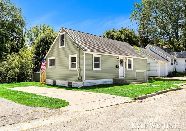 Photo 3 of Sale Pending at 104 Sunnyside Ct, Greenville, MI 48838 | MLS# 70554821 | Listing updated on 2026-09-01