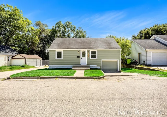 Photo 4 of Sale Pending at 104 Sunnyside Ct, Greenville, MI 48838 | MLS# 70554821 | Listing updated on 2026-09-01
