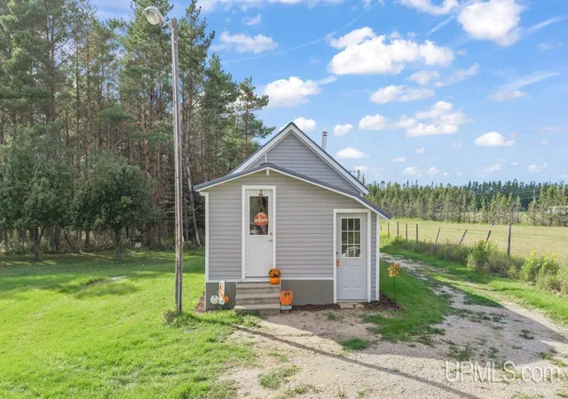 Photo 3 of Single family home for sale at N21456 Pach F 1 Ln, Perronville, MI 49873 | MLS# 50221147 | Listing updated on 2026-10-07