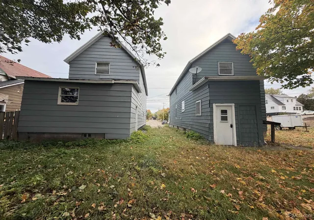 Photo 2 of Single family home for sale at 416 418 E North St, Ishpeming, MI 49849 | MLS# 50224318 | Listing updated on 2026-10-08