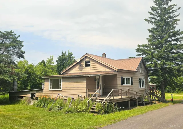 Single family home for sale at 50151 Mine Rock Rd, Hancock, MI 49930 | MLS# 50224046