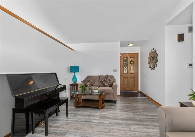 Photo 2 of Single family home for sale at 2108 Brk Trails Ct, Grand Rapids, MI 49508 | MLS# 70557489 | Listing updated on 2026-09-15