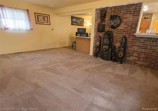 Photo 3 of Sale Pending at 18551 Klinger St, Detroit, MI 48234 | MLS# 61025499 | Listing updated on 2026-09-04
