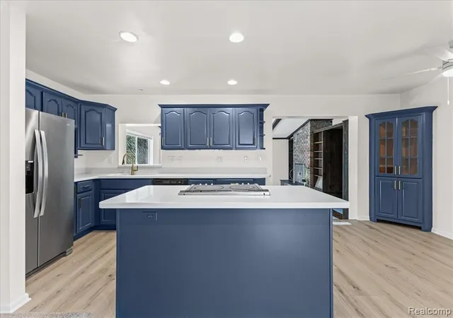 Photo 3 of Single family home for sale at 5925 Strathdon Way, Waterford, MI 48327 2056 | MLS# 60998414 | Listing updated on 2026-10-08