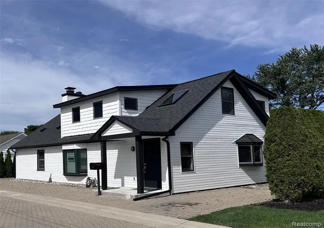 Photo 1 of Single family home for sale at 48481 Harbor Dr, Chesterfield, MI 48047 | MLS# 61008886 | Listing updated on 2026-09-09