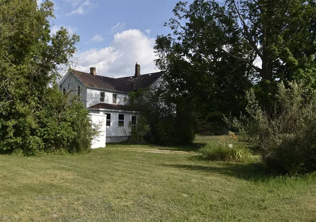 Photo 3 of Sale Pending at 14730 Wabasis Ave, Cedar Springs, MI 49319 | MLS# 70545220 | Listing updated on 2026-09-09