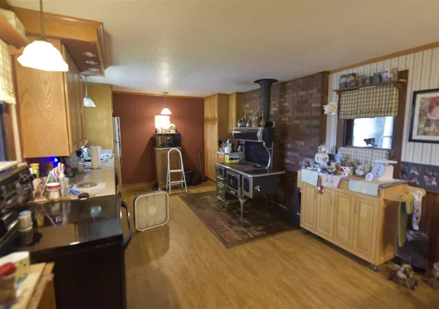 Photo 4 of Sale Pending at 14730 Wabasis Ave, Cedar Springs, MI 49319 | MLS# 70545220 | Listing updated on 2026-09-09