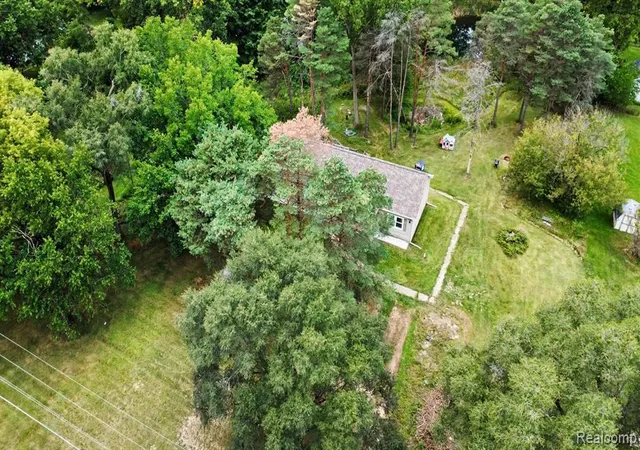 Photo 2 of Single family home for sale at 6357 N State Rd, Davison, MI 48423 9366 | MLS# 61025829 | Listing updated on 2026-09-12