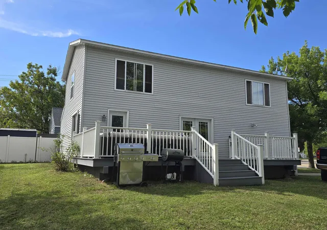 Photo 1 of Single family home for sale at 702 E Jane St, Bay City, MI 48706 | MLS# 50221796 | Listing updated on 2026-09-28