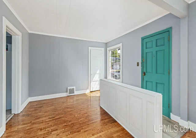 Photo 2 of Single family home for sale at 420 Fulton St, Kingsford, MI 49802 | MLS# 50220597 | Listing updated on 2026-09-02