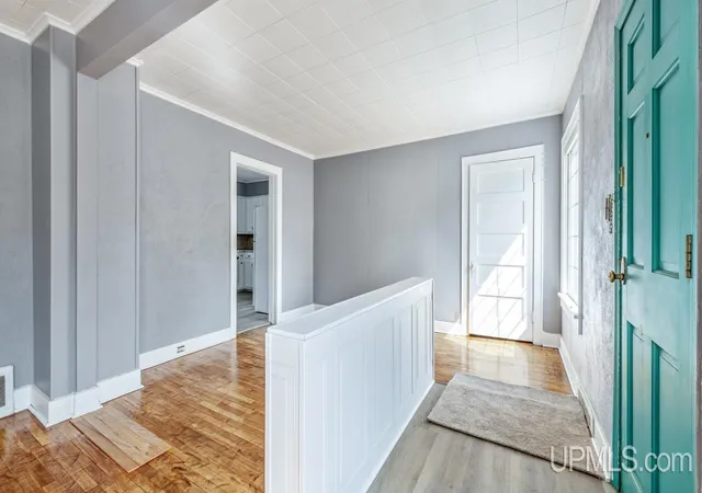 Photo 3 of Single family home for sale at 420 Fulton St, Kingsford, MI 49802 | MLS# 50220597 | Listing updated on 2026-09-02