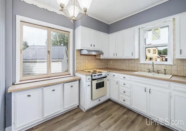 Photo 4 of Single family home for sale at 420 Fulton St, Kingsford, MI 49802 | MLS# 50220597 | Listing updated on 2026-09-02