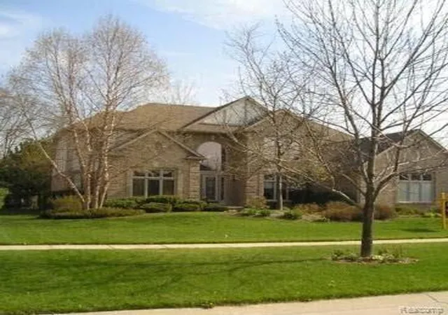 Photo 1 of Single family home for sale at 15133 Towering Oaks Dr, Shelby Township, MI 48315 | MLS# 61028661 | Listing updated on 2026-09-15