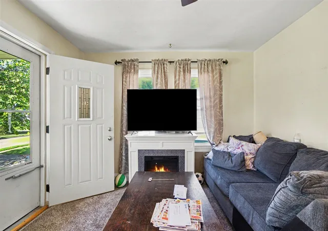 Photo 3 of Single family home for sale at 1365 Eagle St, Niles, MI 49120 | MLS# 70555288 | Listing updated on 2026-09-01